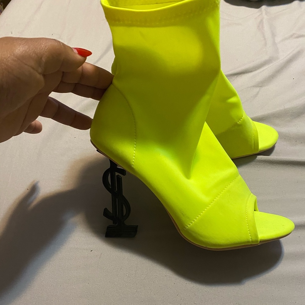 Women’s heels
